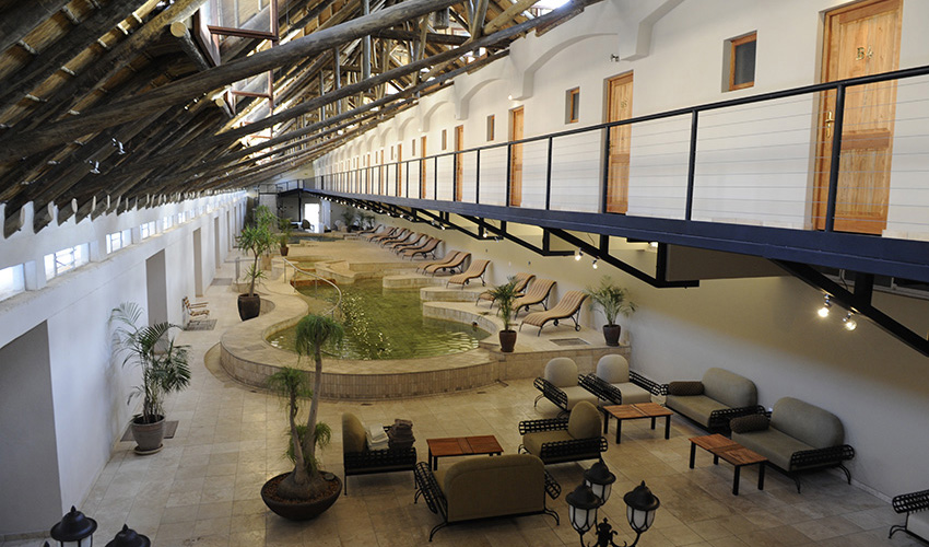 Ai Ais Resort